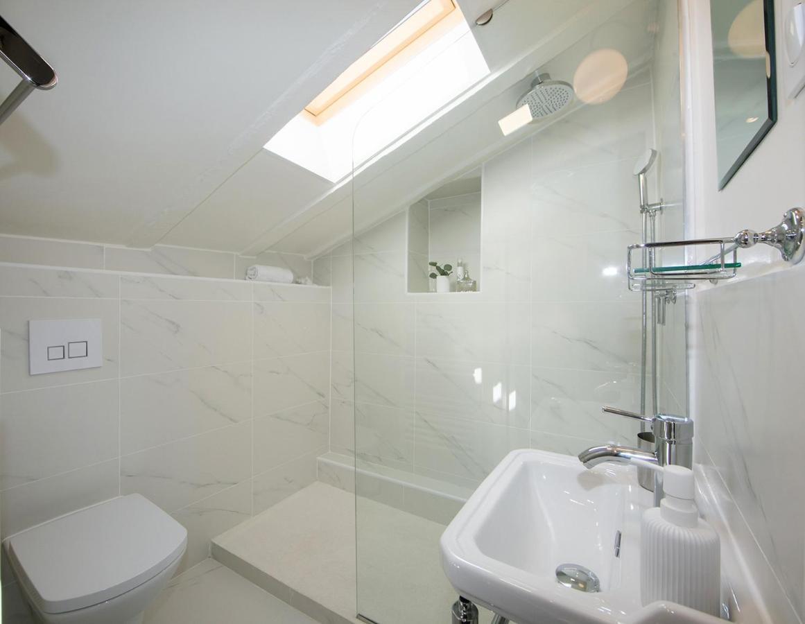 Cocoon Loft - Magnifique Loft Sous Toit, Refait A Neuf, Vues Splendides, Clim, Wifi Apartment Nice Exterior photo